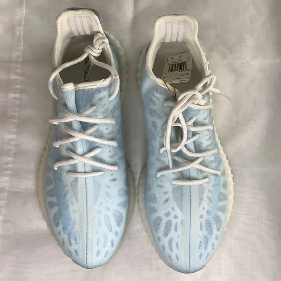 New Yeezy boost 350 V2 Mono Ice - Picture 5 of 6